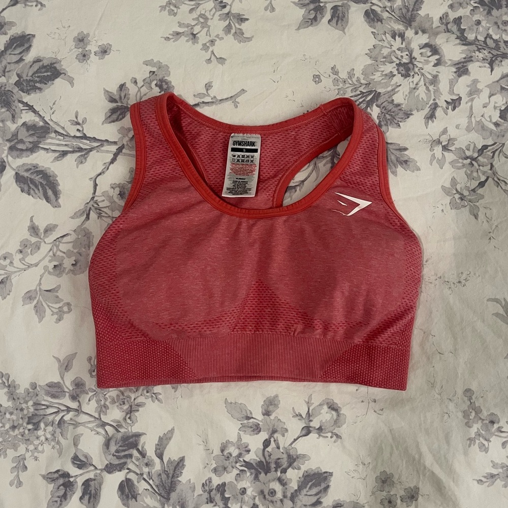 vital seamless pink gymshark bra !